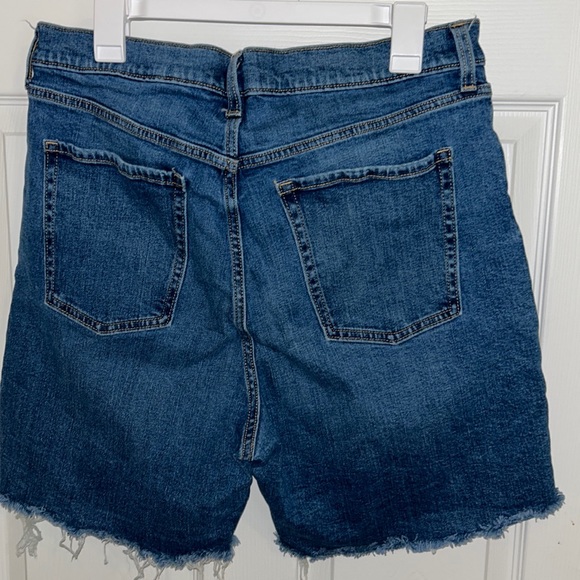 Old Navy Jean Shorts - Picture 2 of 4